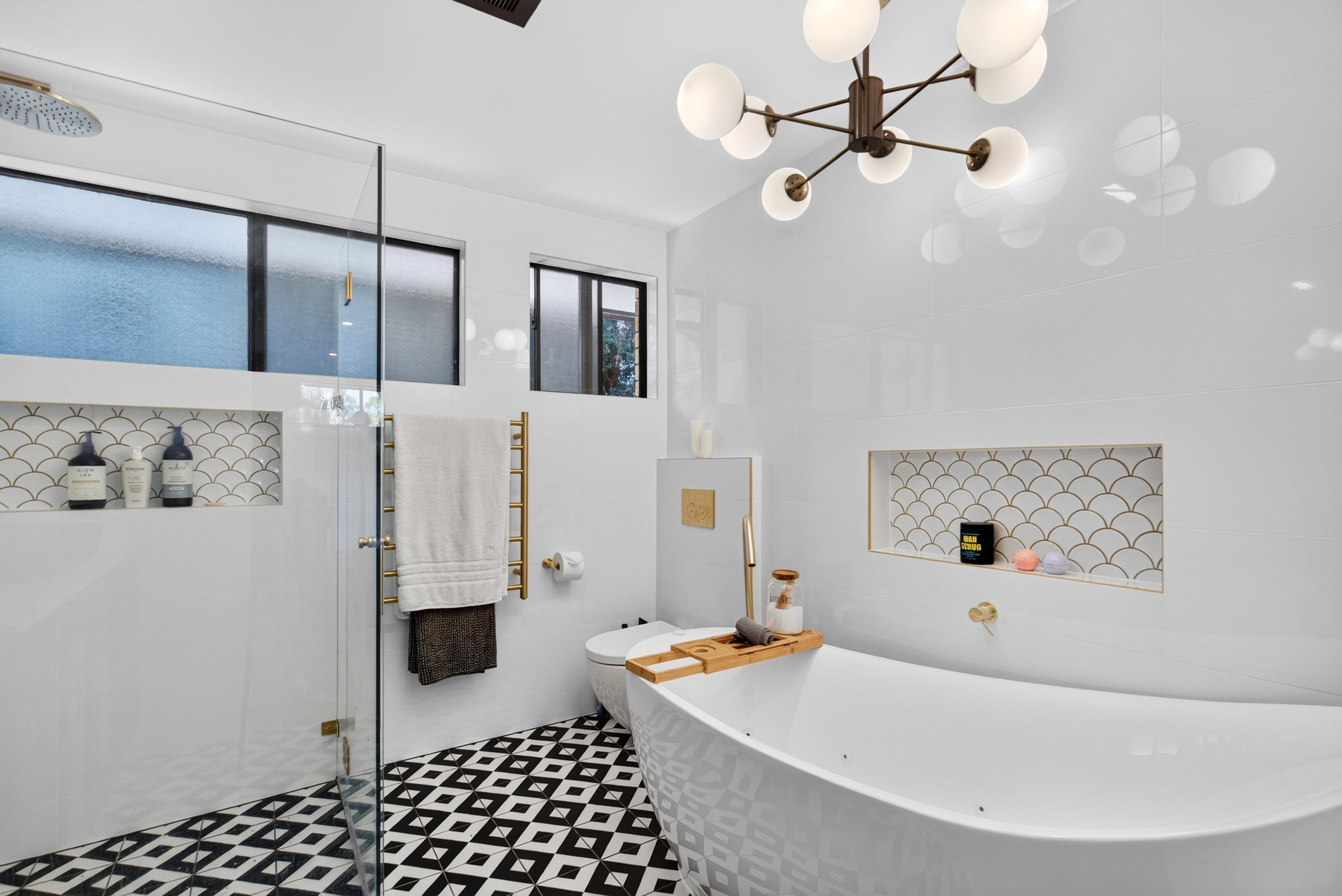 Elanora Heights ensuite bathroom